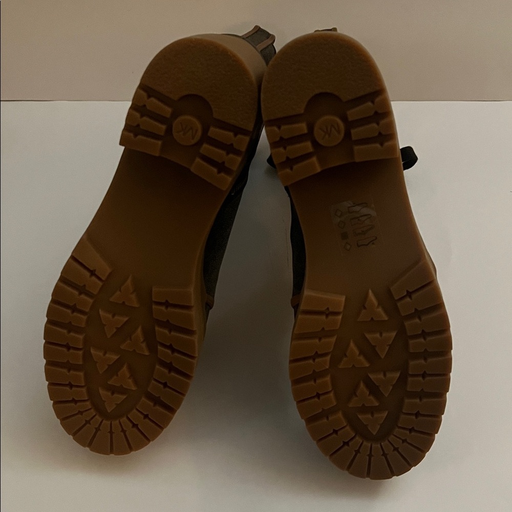 Michael Kors Corey mini MK logo boots, Luxe, brown - Picture 9 of 11